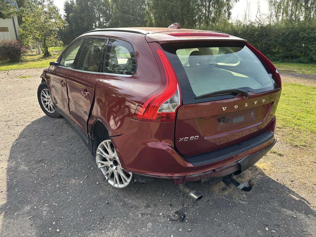 Volvo XC60 - 2