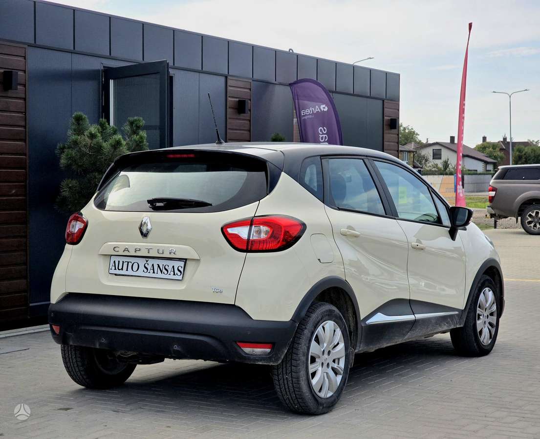 Renault Captur, 1.2 l., off-road / crossover