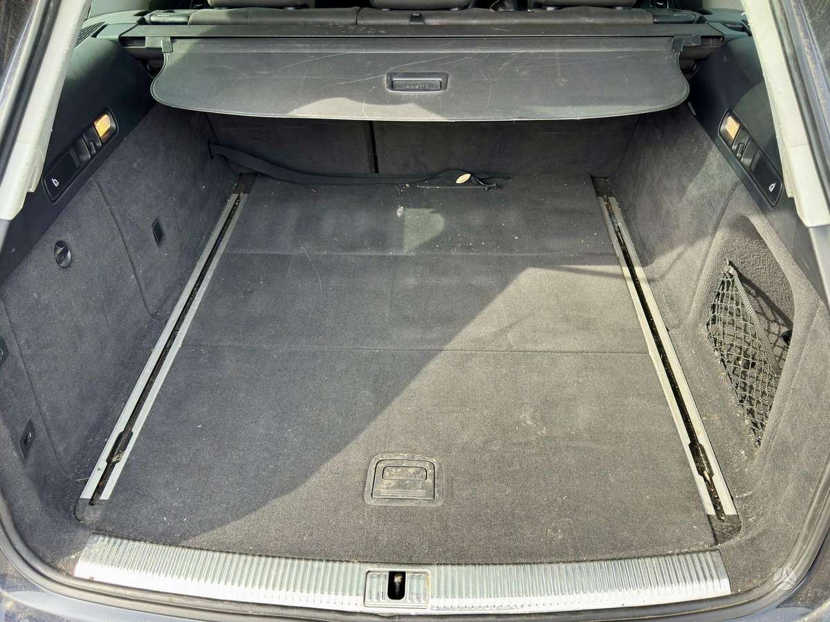 Audi A6, 3.0 l., universalas