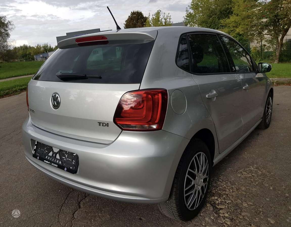 Volkswagen Polo - 4