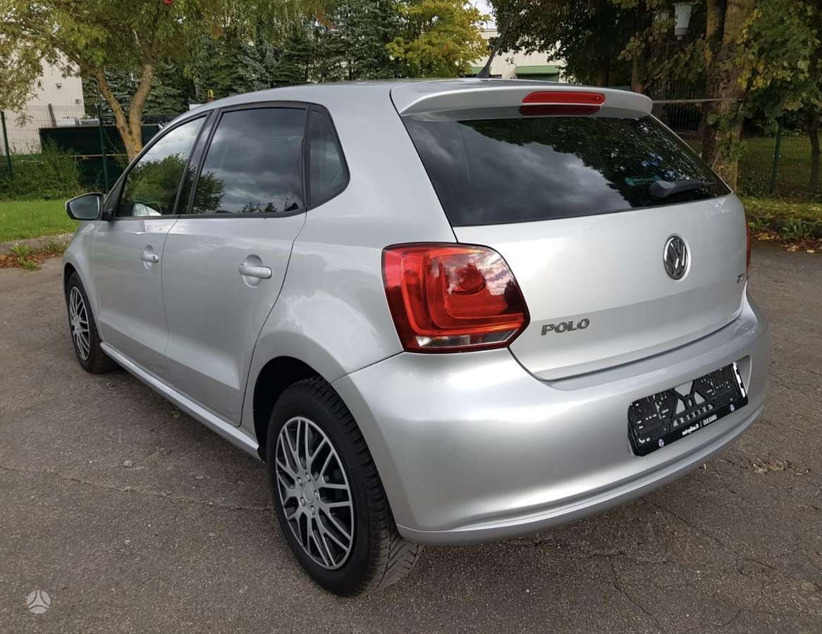 Volkswagen Polo - 8