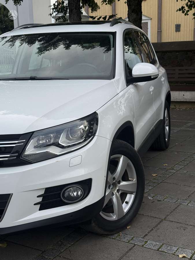 Volkswagen Tiguan - 11