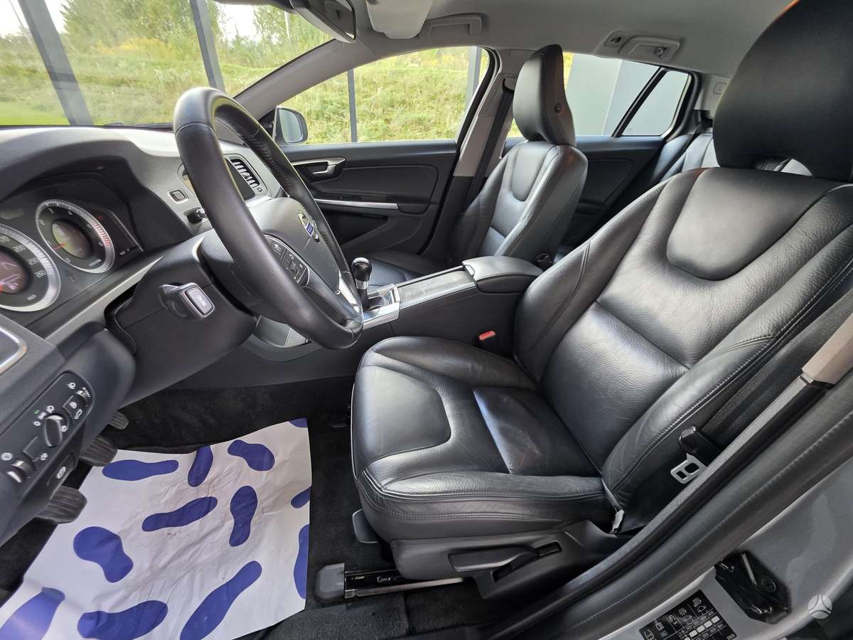 Volvo V60, 2.0 l., wagon