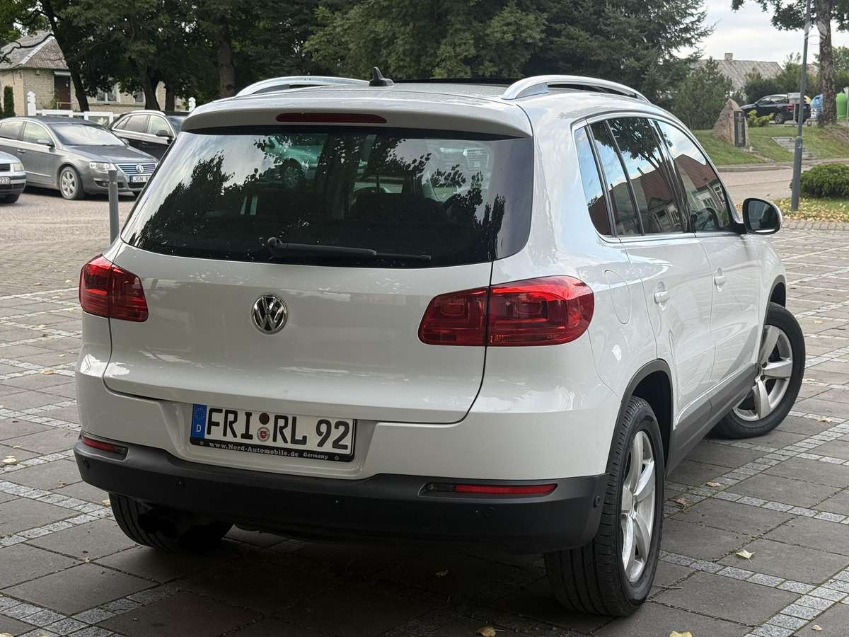 Volkswagen Tiguan - 5