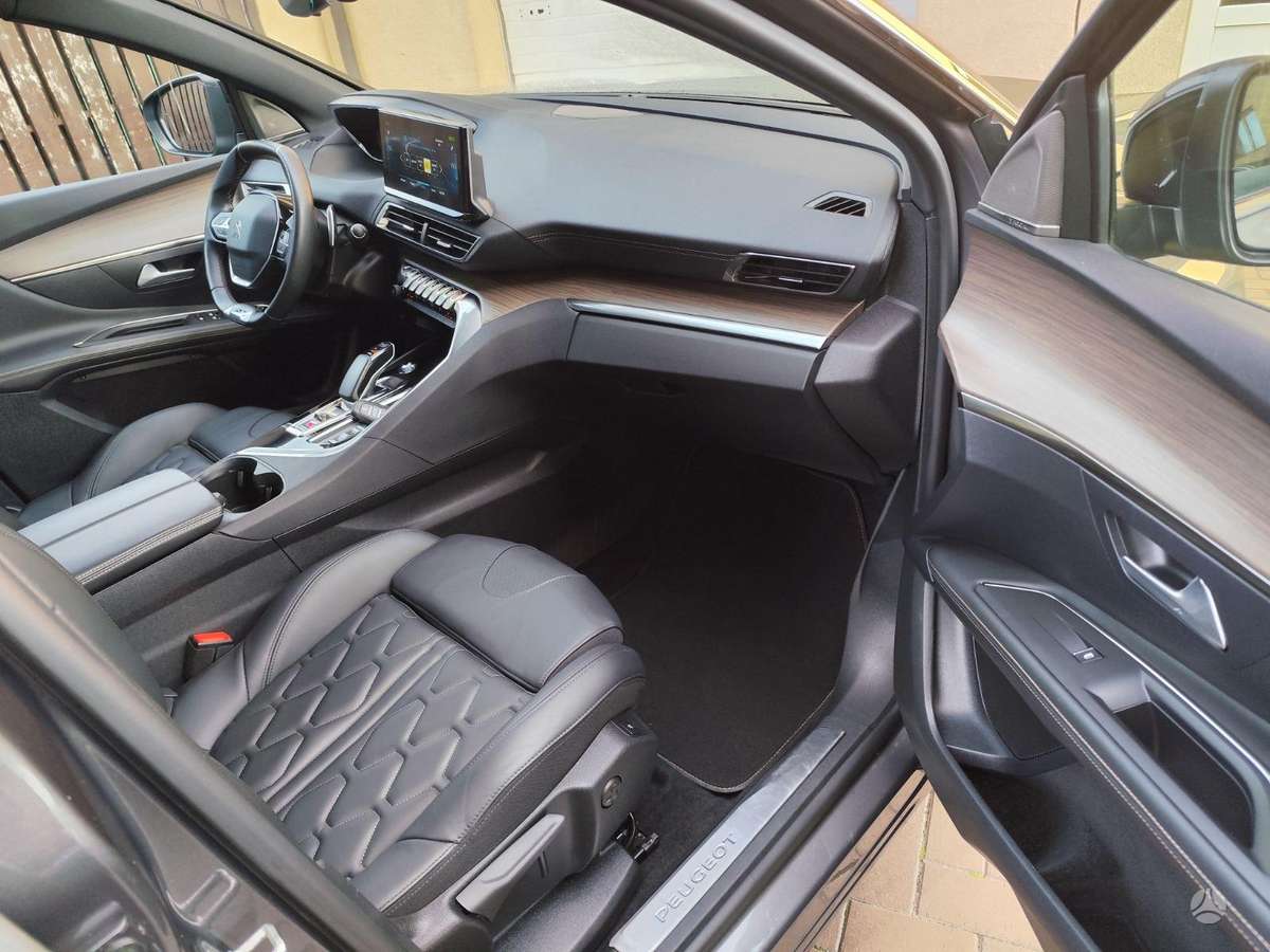 Peugeot 3008 - 8