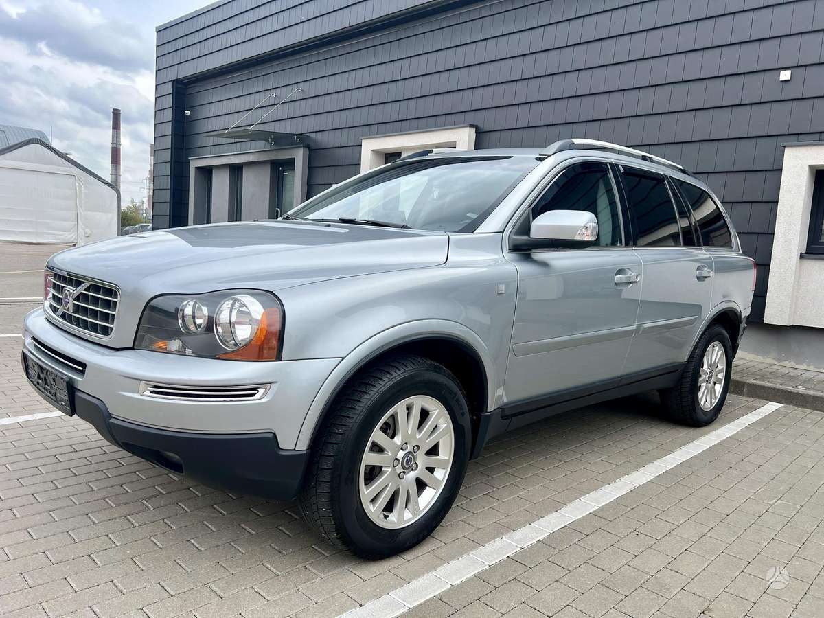 Volvo XC90 - 5