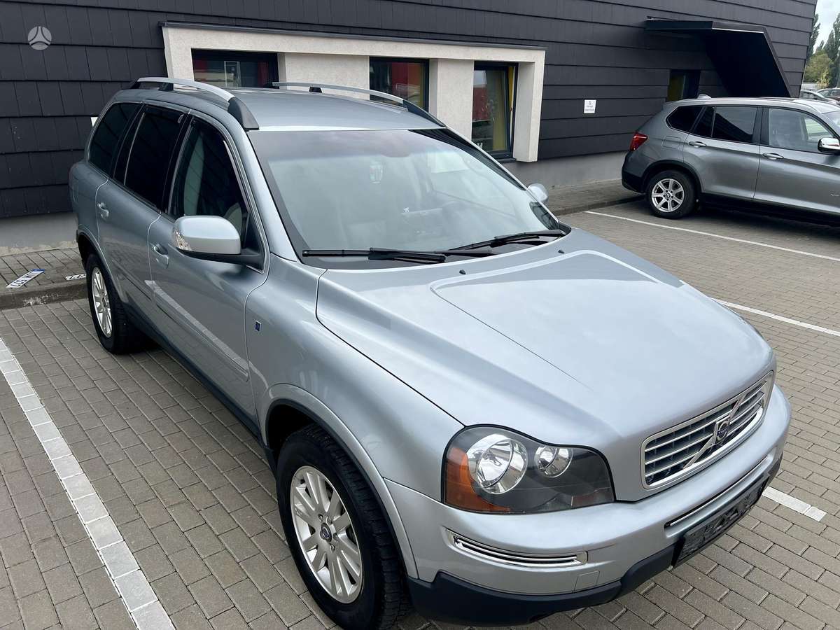 Volvo XC90 - 4