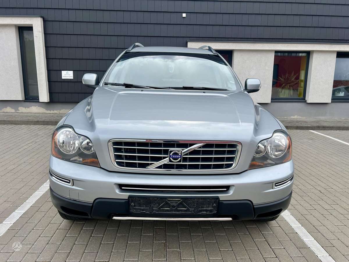 Volvo XC90 - 3