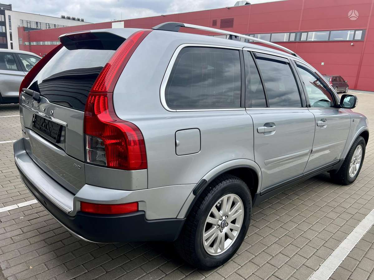 Volvo XC90 - 12