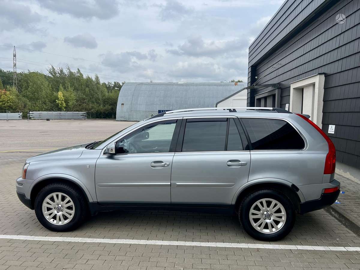 Volvo XC90 - 9
