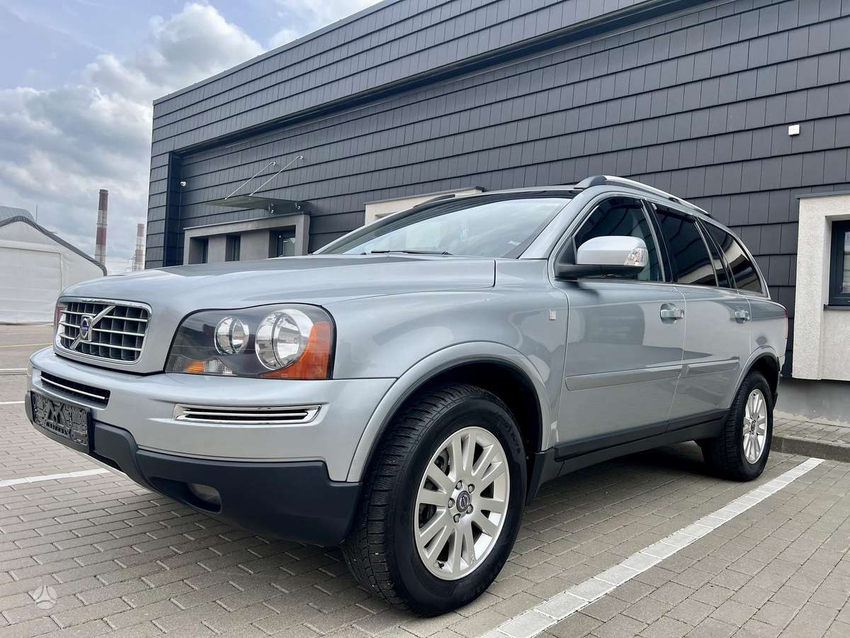 Volvo XC90 - 2