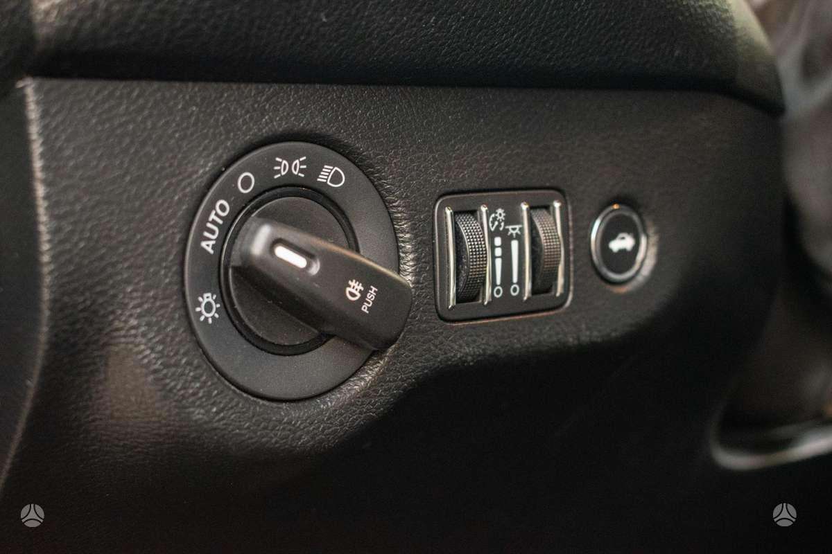 Dodge Challenger, 3.6 l., Седан