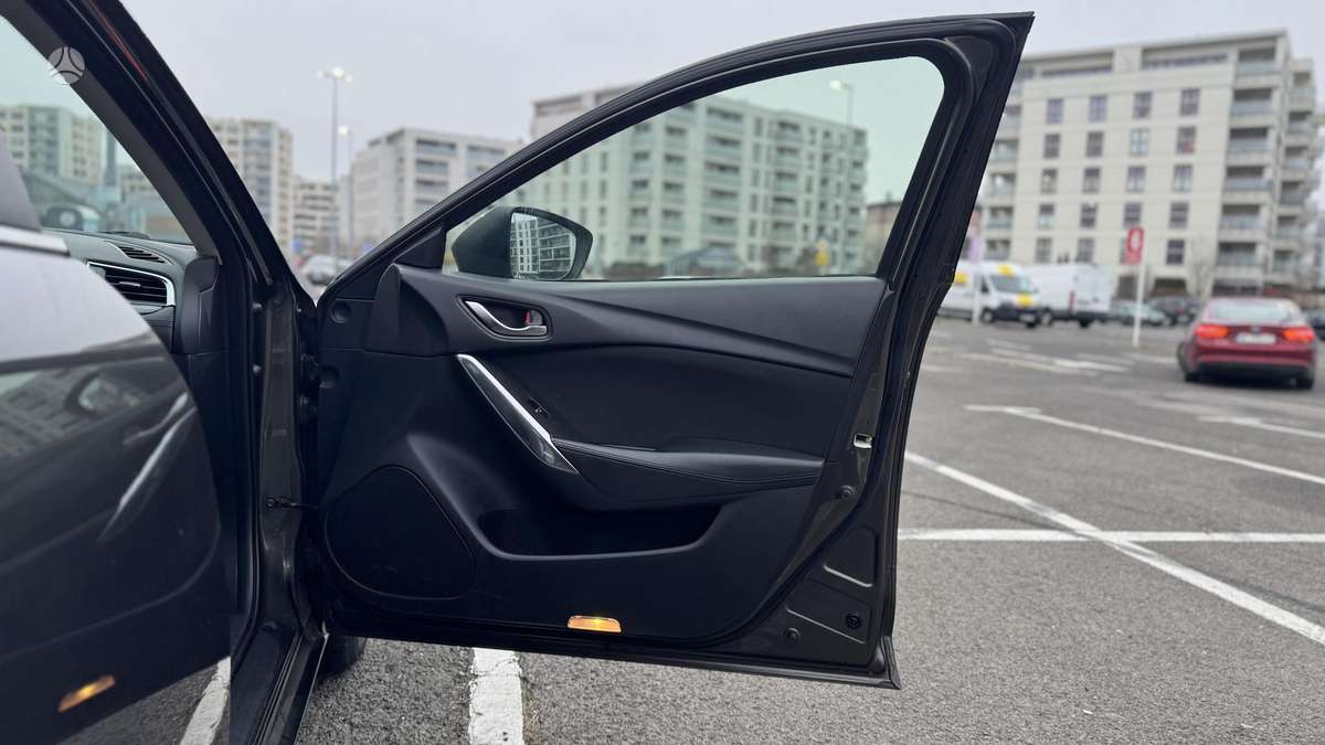 Mazda 6, 2.2 l., wagon