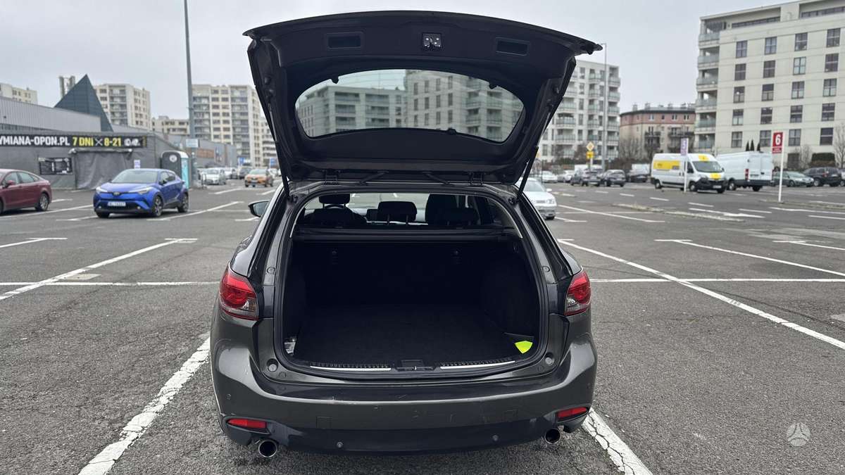Mazda 6, 2.2 l., wagon