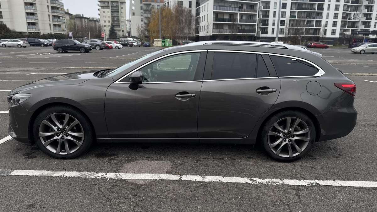 Mazda 6, 2.2 l., wagon