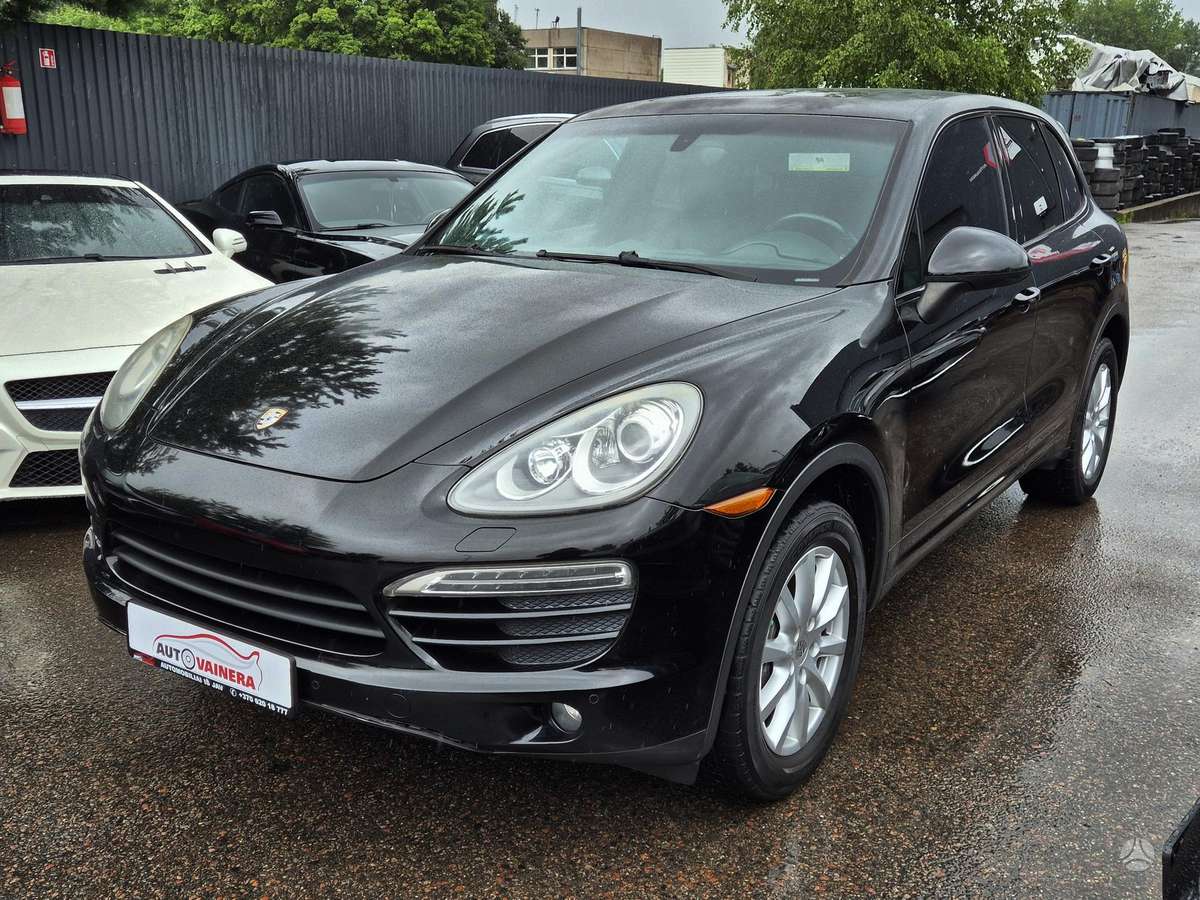 Porsche Cayenne - 4