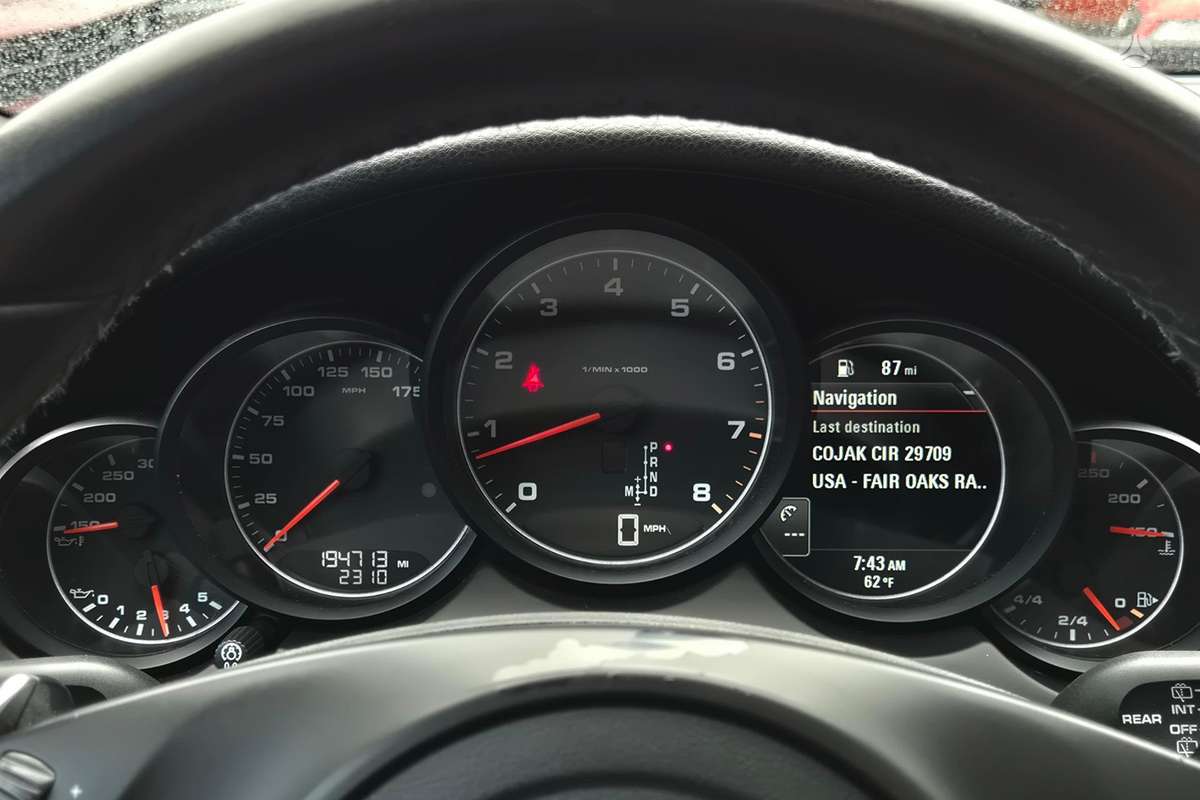 Porsche Cayenne - 7