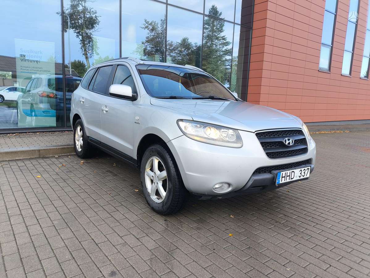 Hyundai Santa Fe - 4