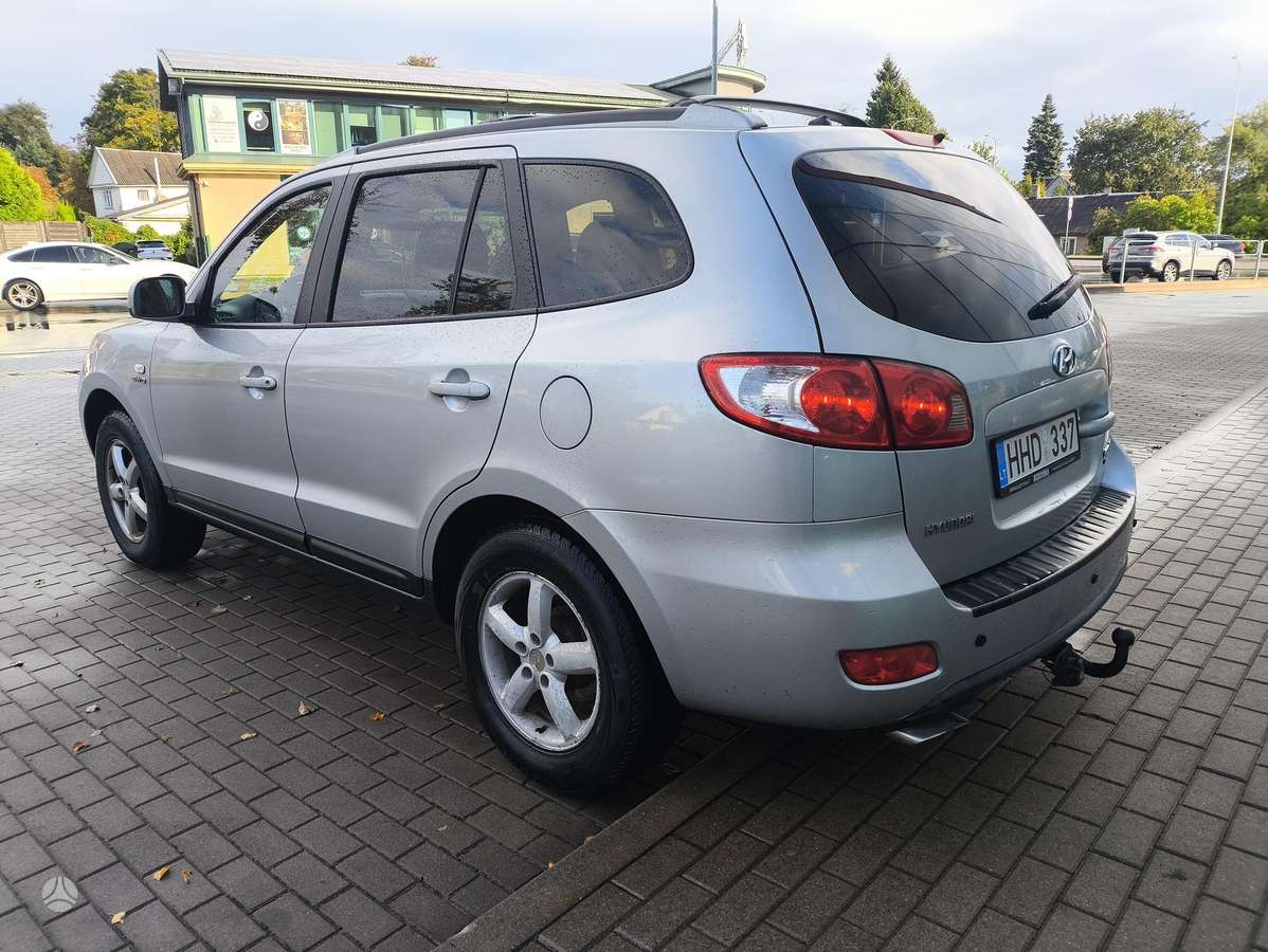 Hyundai Santa Fe - 6