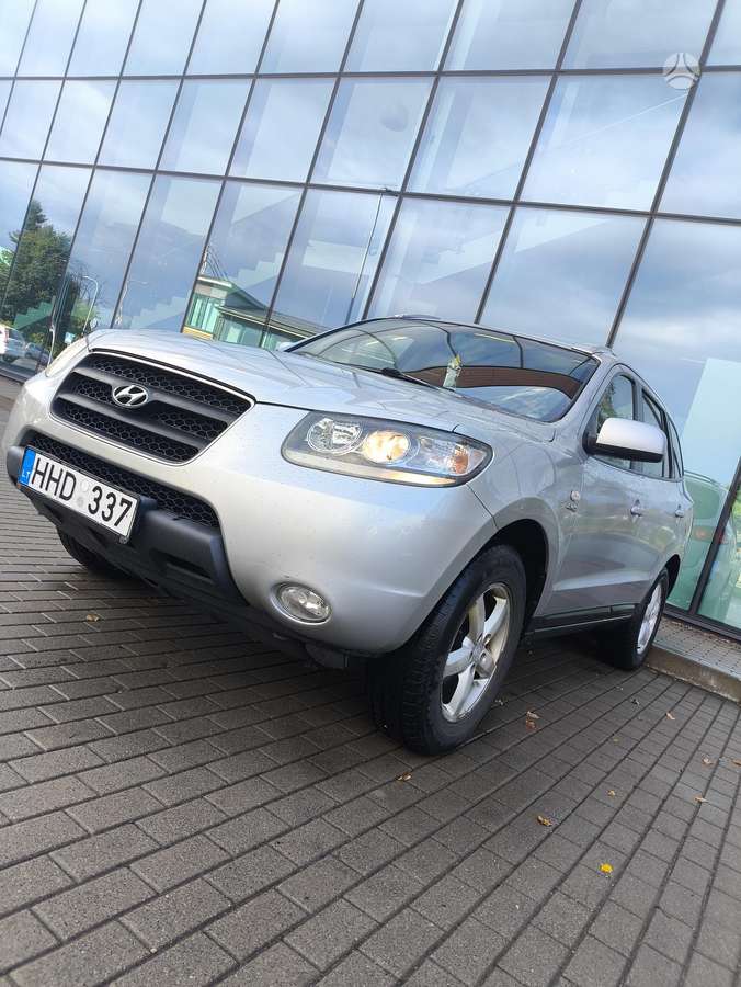 Hyundai Santa Fe - 1