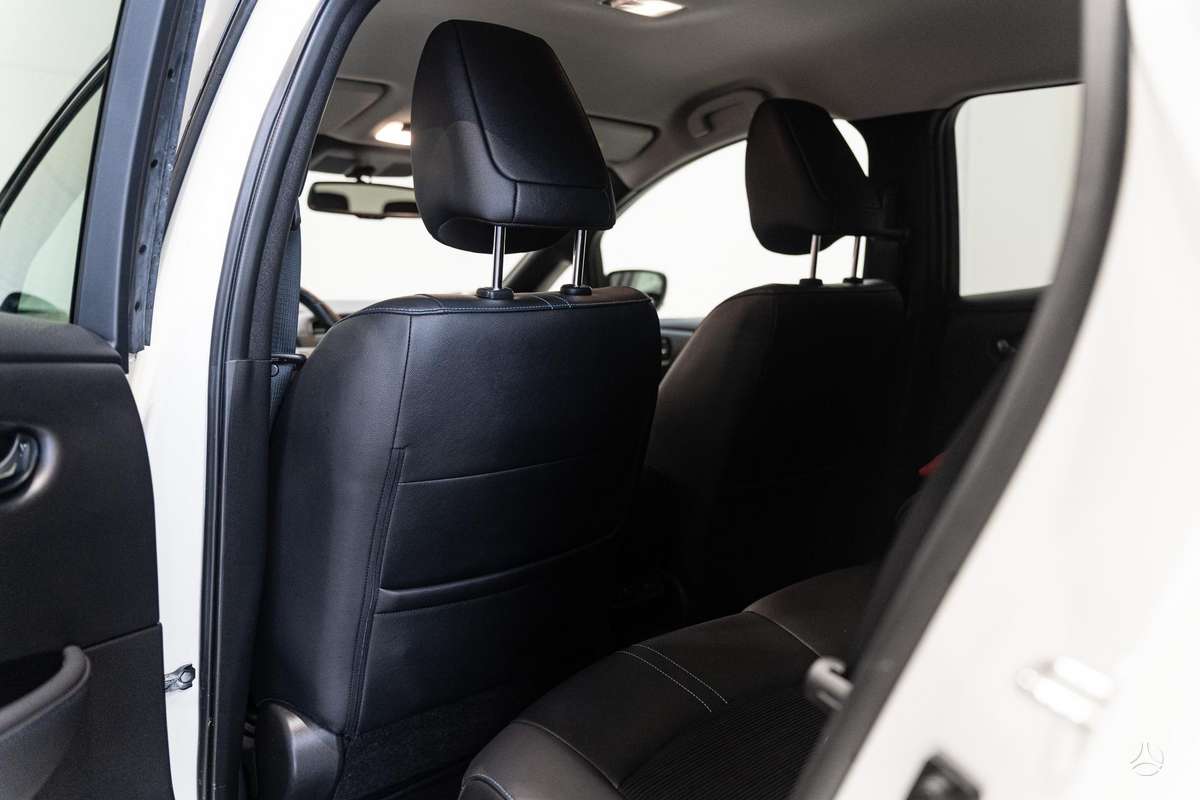 Nissan Leaf, 40 kWh, hatchback