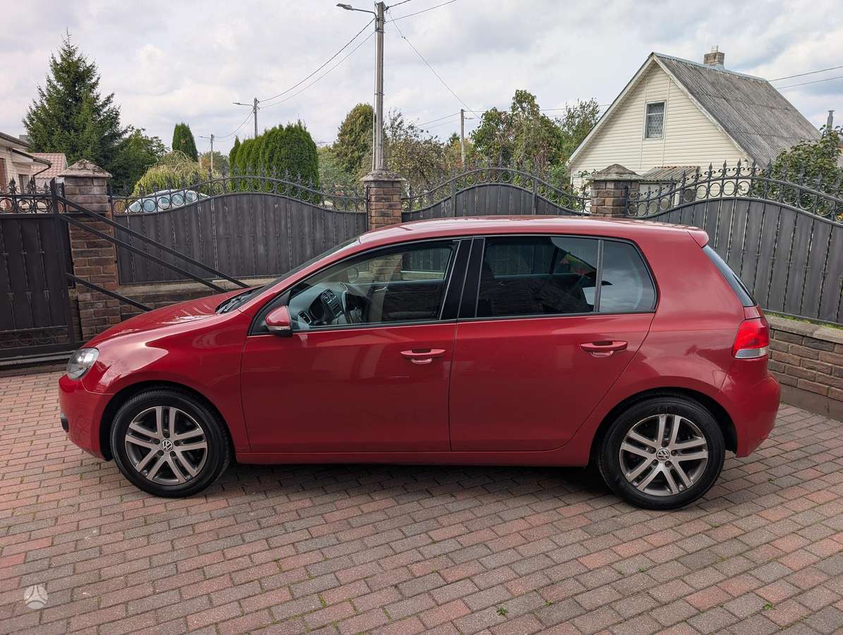 Volkswagen Golf - 4