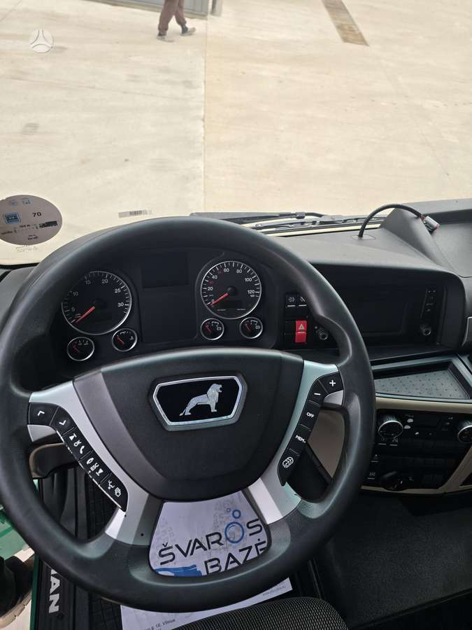 MAN TGX 18.500, double sleeper