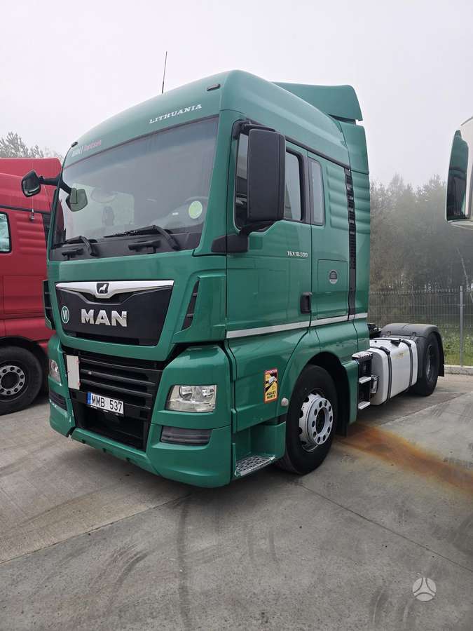 MAN TGX 18.500, double sleeper