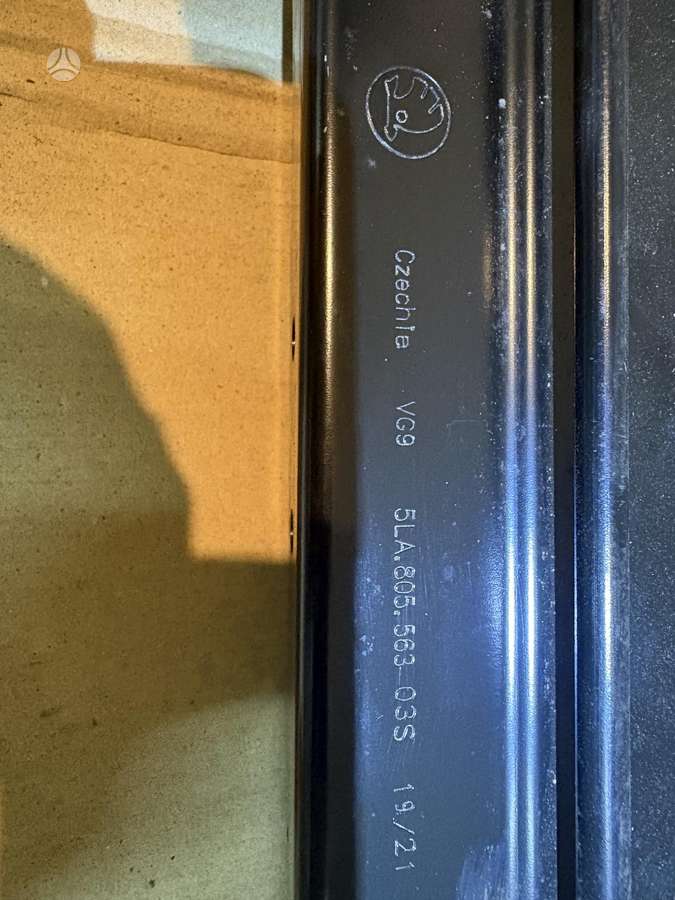 Skoda Enyaq kėbulo dalys