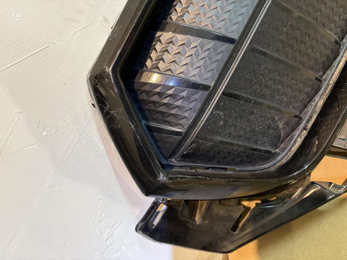 Skoda Enyaq kėbulo dalys