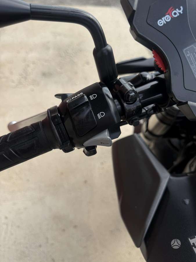 Honda CB 125cc, street / classic