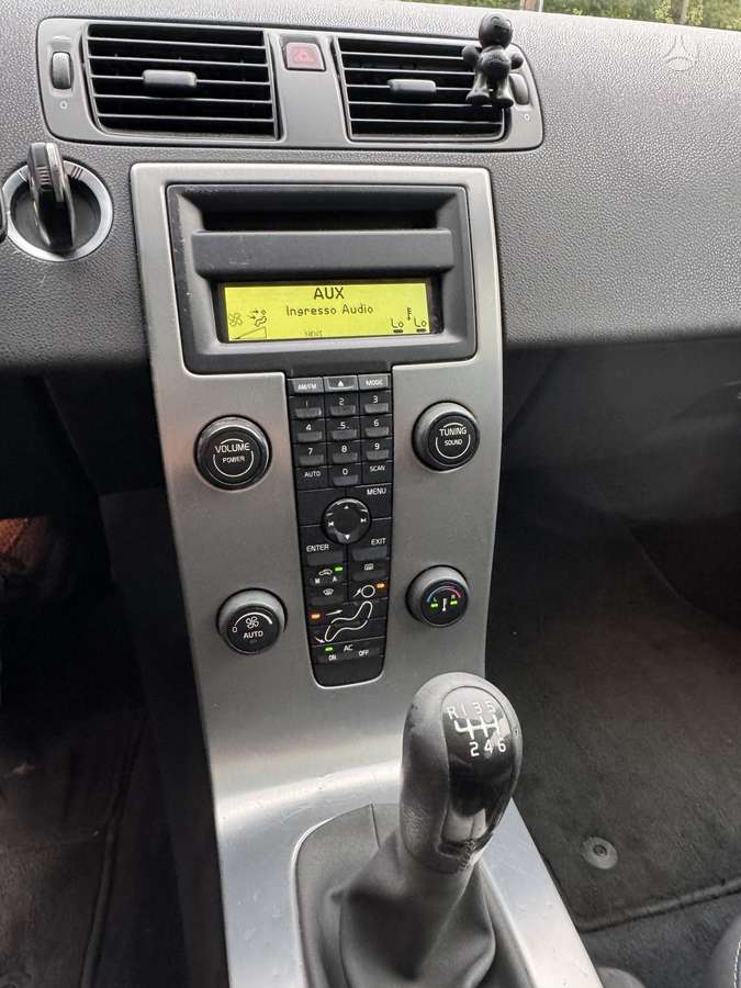 Volvo V50 - 10