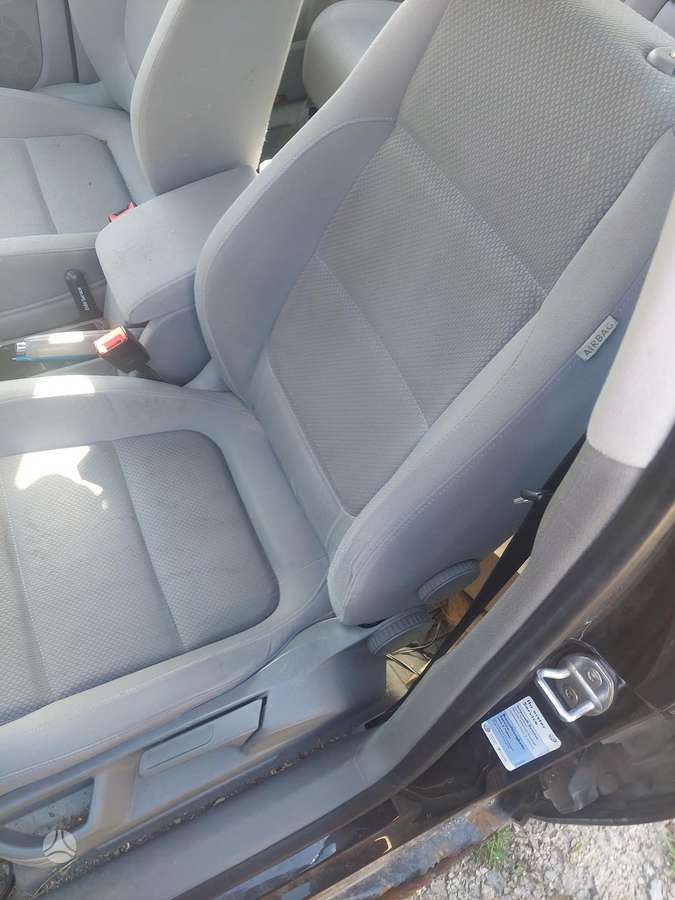 Volkswagen Golf Plus - 6