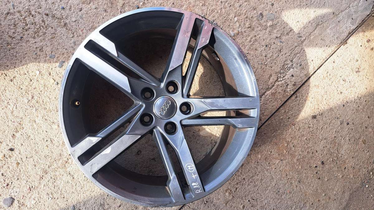 Audi, lengvojo lydinio, R18