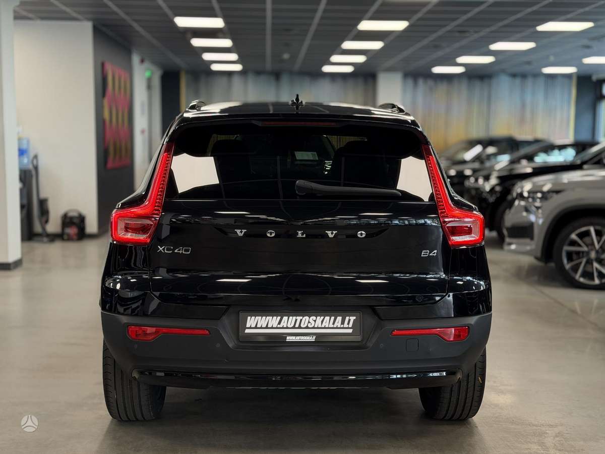 Volvo XC40 - 2