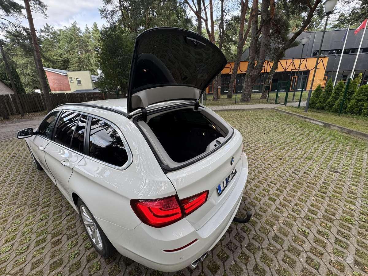 BMW 520, 2.0 l., Универсал