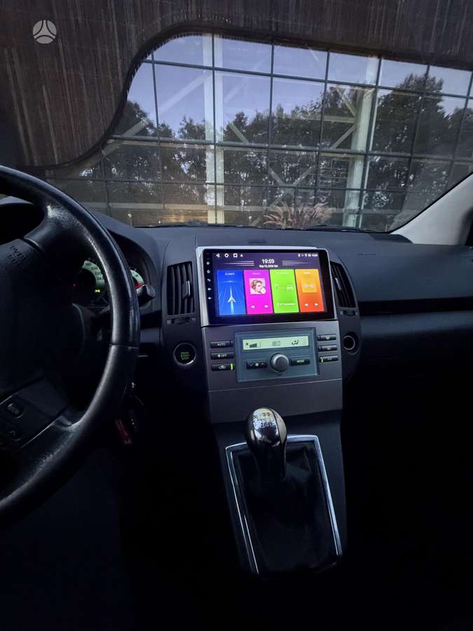 Toyota Corolla Verso - 1