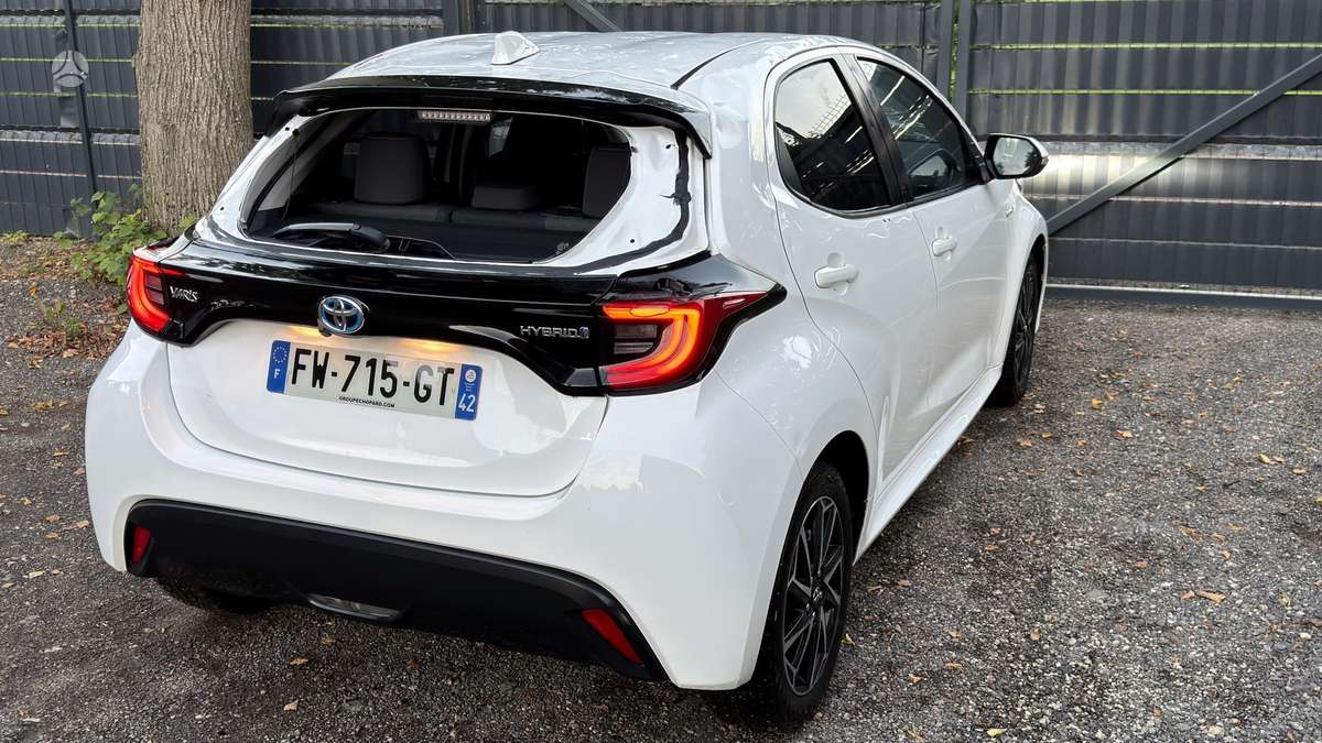 Toyota Yaris - 6
