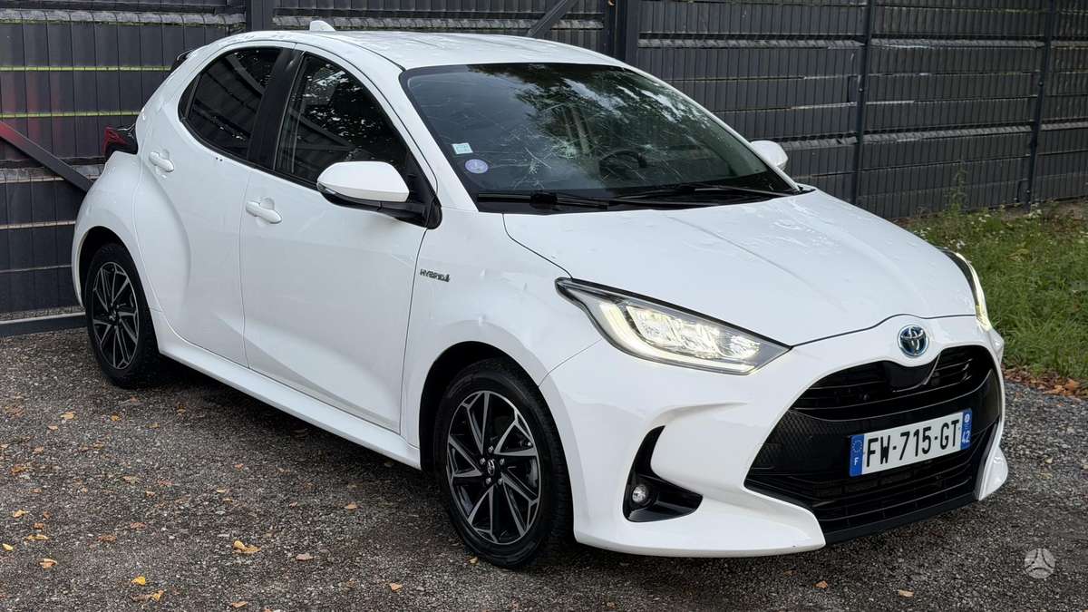 Toyota Yaris - 12