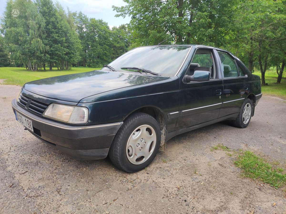 Peugeot 405 - 1