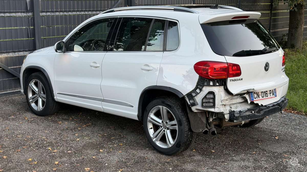 Volkswagen Tiguan - 7