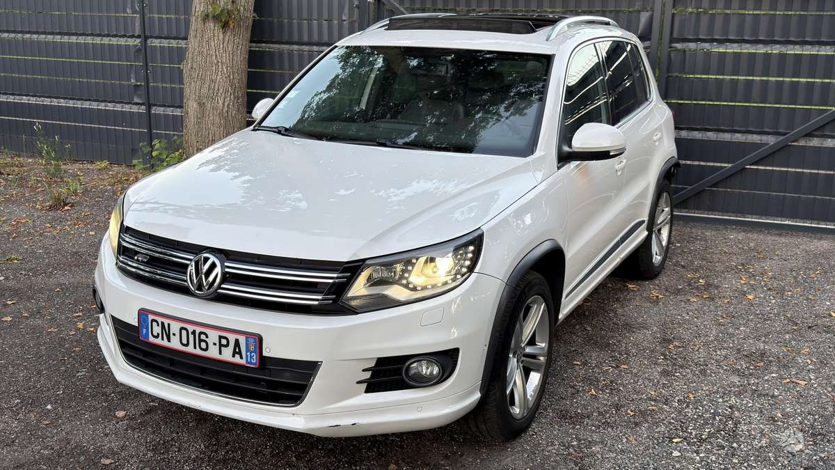 Volkswagen Tiguan - 9