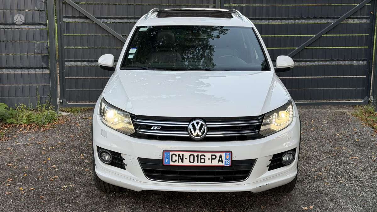Volkswagen Tiguan - 10