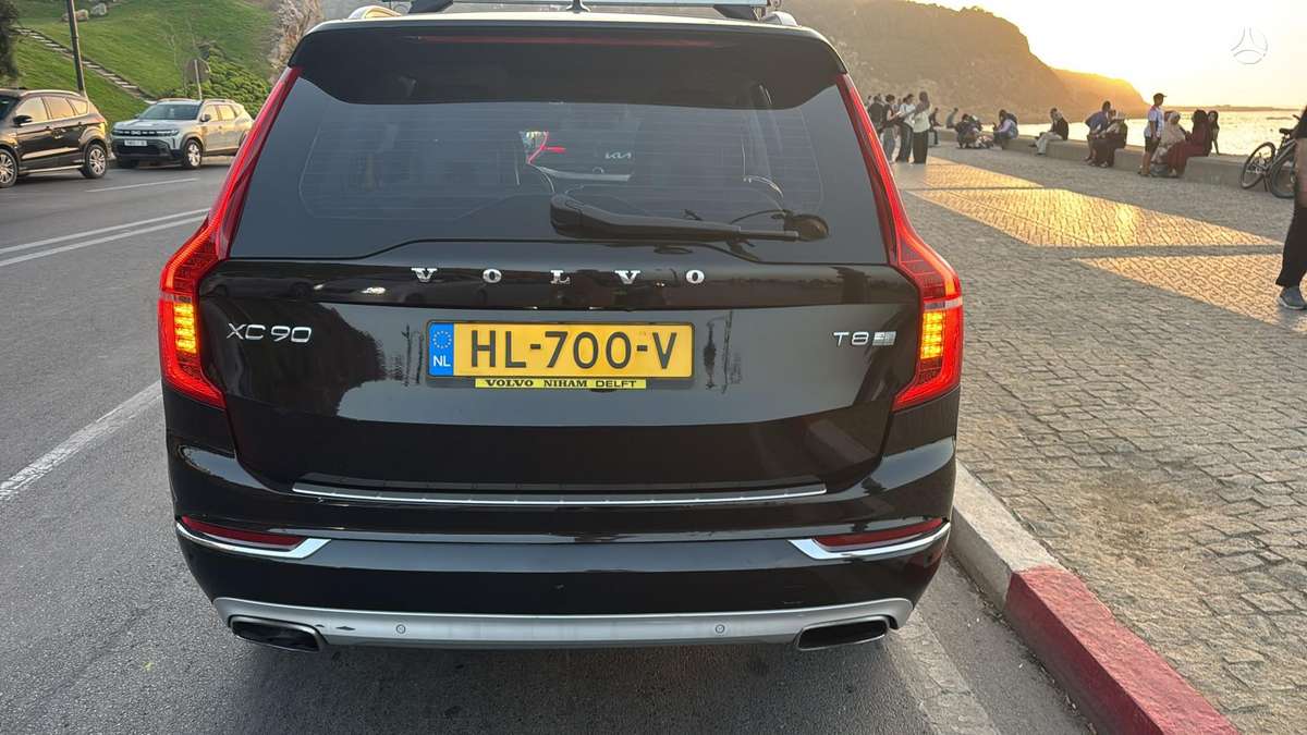 Volvo XC90 - 6