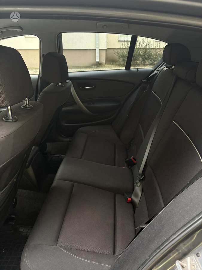 BMW 118, 2.0 l., hatchback