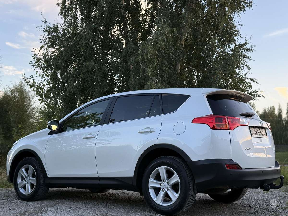 Toyota RAV4 - 5