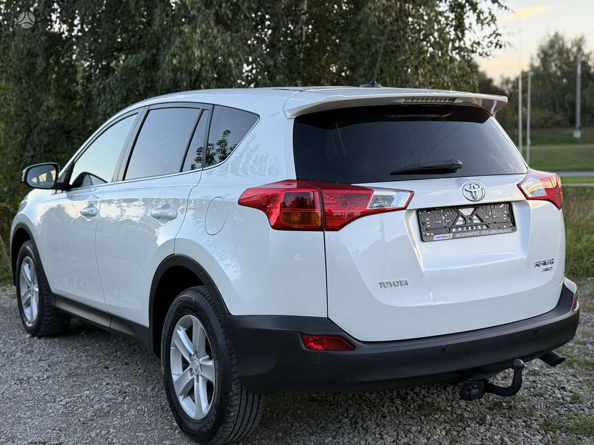 Toyota RAV4 - 7