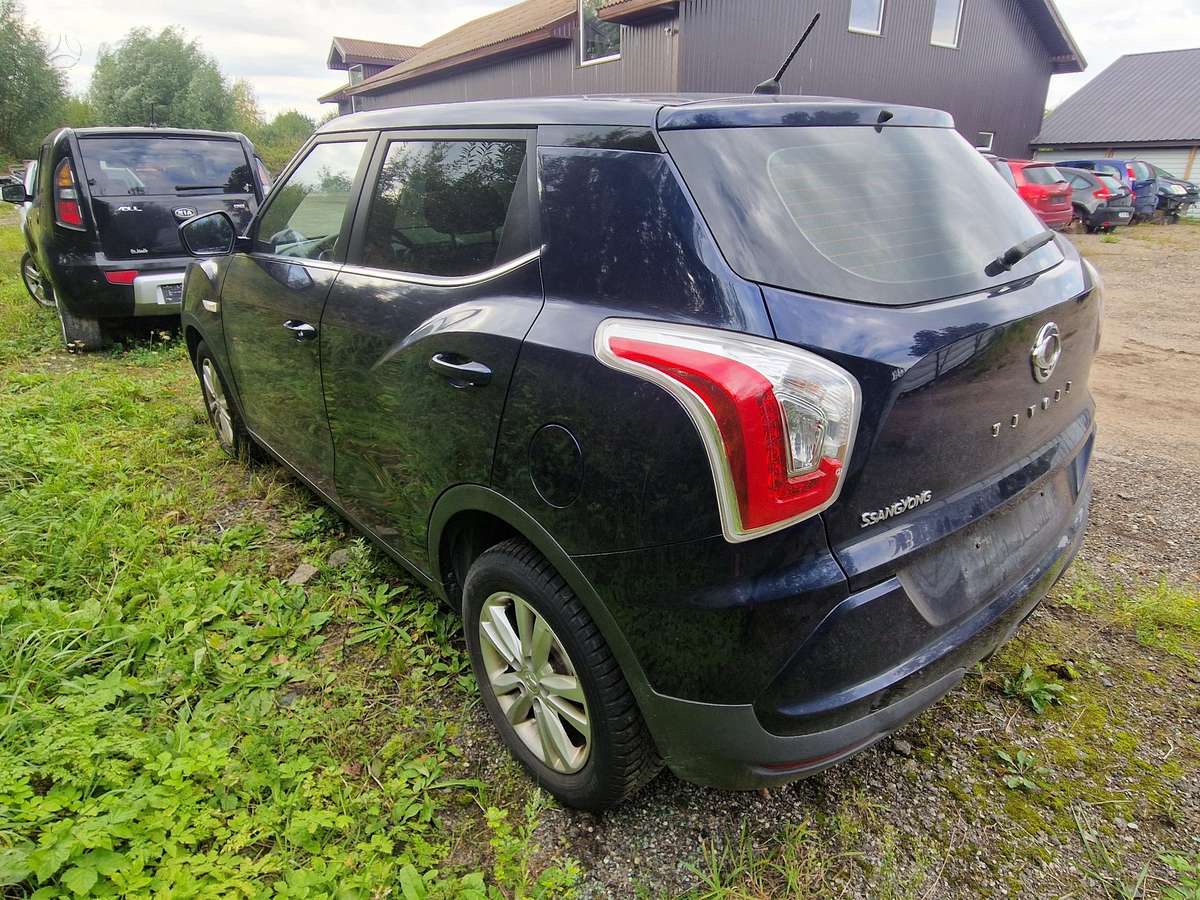 SsangYong Tivoli по частям