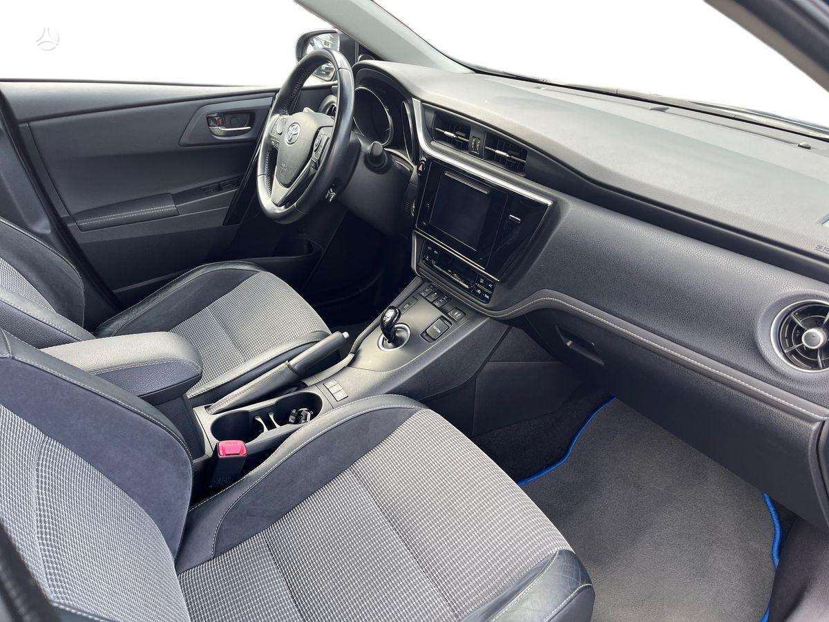 Toyota Auris - 6
