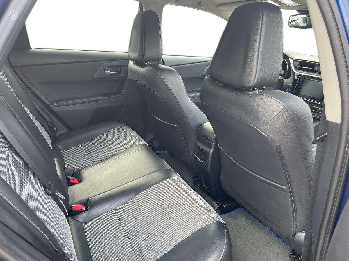 Toyota Auris - 7